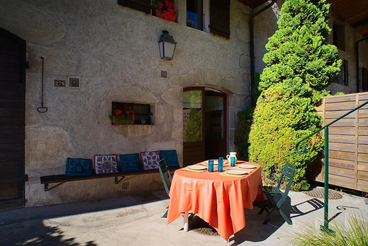 Angel Services - La Bergerie Duingt Holiday home