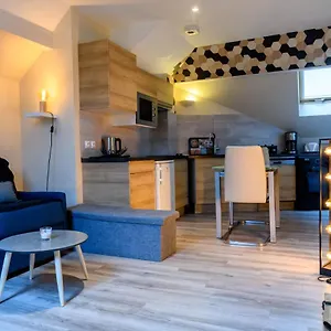  Apartment Au Bord Du D'annecy, Type Loft, Dans Avec Et Ponton Privee
